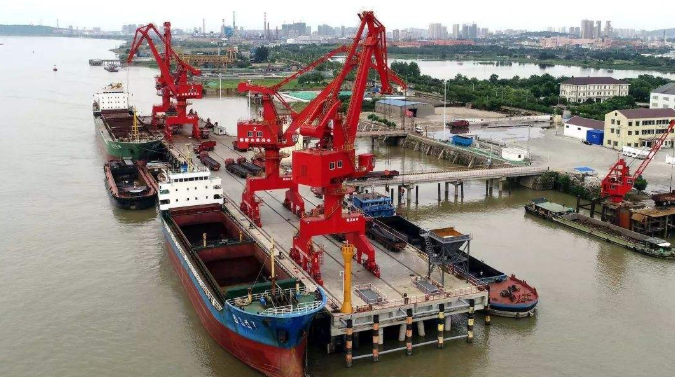 丹阳概述露天料场港口封闭问题的实行方法